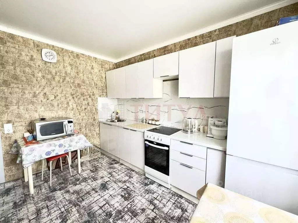 1-к кв. Белгородская область, Старый Оскол Жукова мкр, 44 (37.0 м) - Фото 1