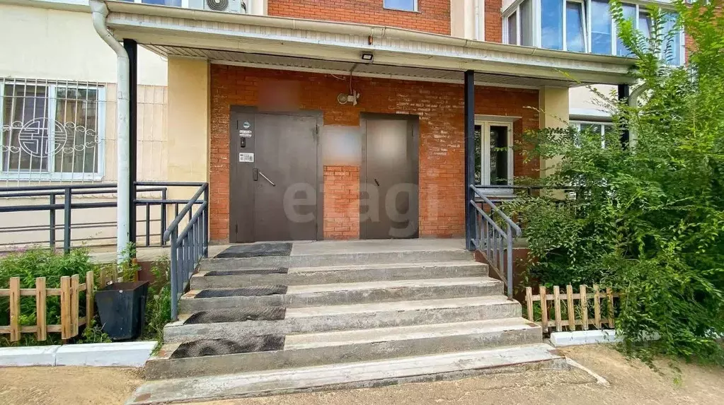 1-к кв. Бурятия, Улан-Удэ 142-й мкр, 2 (50.0 м) - Фото 1