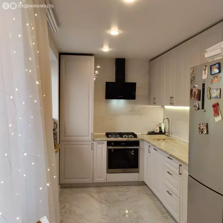 3-комнатная квартира: Волгоград, посёлок Ангарский, улица ... - Фото 1