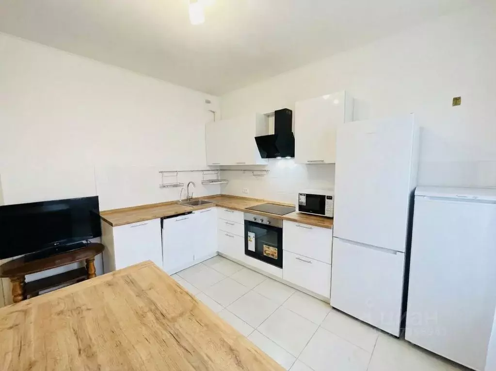 3-к кв. Москва ул. Генерала Глаголева, 5К1 (76.3 м) - Фото 2