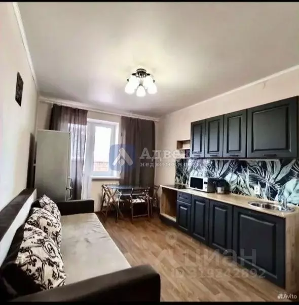 1-к кв. Тюменская область, Тюмень ул. Бориса Житкова, 6к1 (40.9 м) - Фото 0