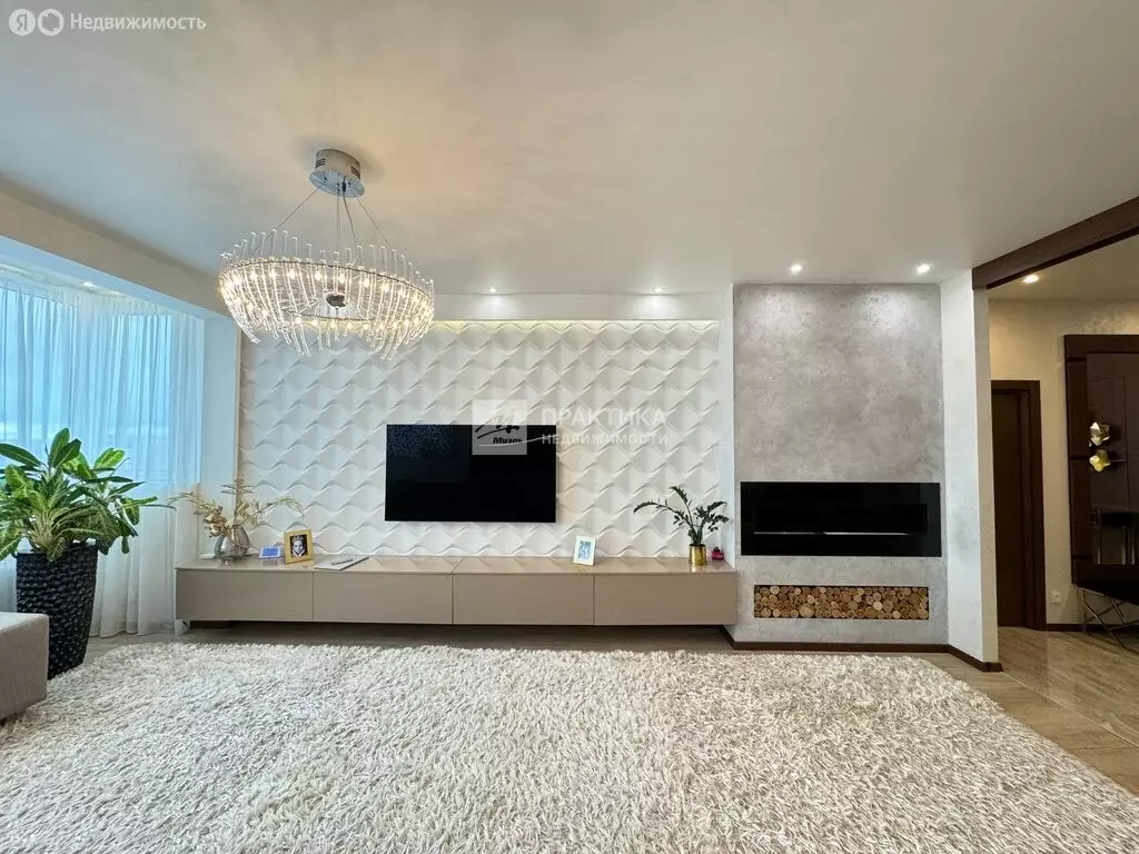 2-комнатная квартира: Красногорск, Ильинское шоссе, 16 (95 м) - Фото 1