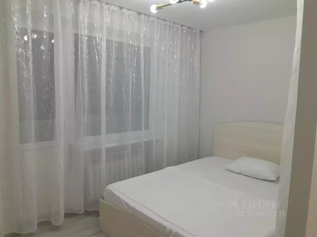 2-к кв. Краснодарский край, Горячий Ключ ул. Кириченко, 12 (52.7 м) - Фото 0