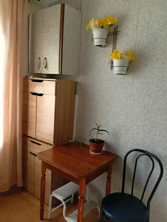 Продается комната в 4-комнатной квартире - Фото 1