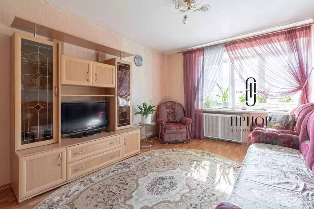 1-к кв. Татарстан, Казань ул. Космонавтов, 42 (33.2 м) - Фото 1
