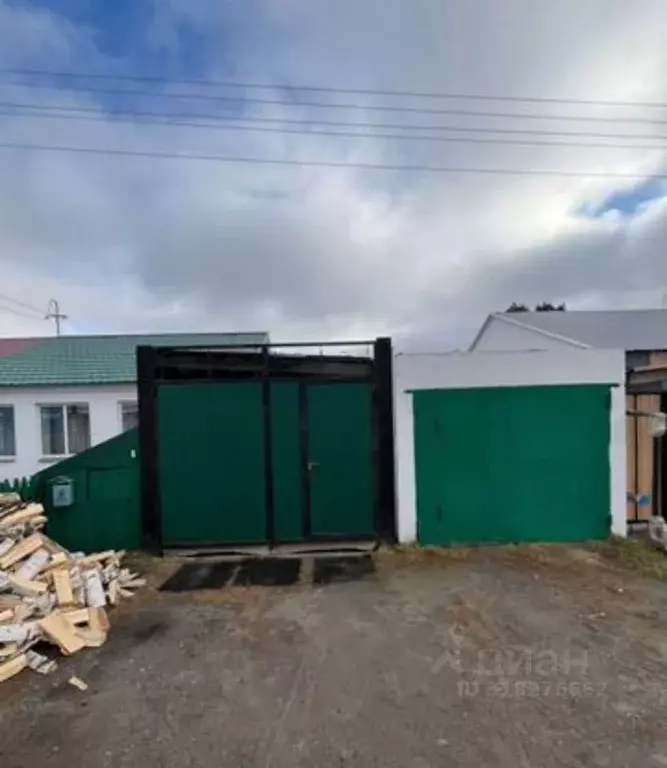 Дом в Омская область, Большеречье рп ул. Некрасова (56 м) - Фото 1