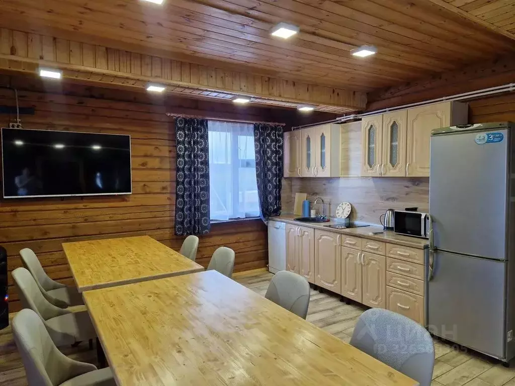 Дом в Камчатский край, Петропавловск-Камчатский Тундровая ул., 107 ... - Фото 1