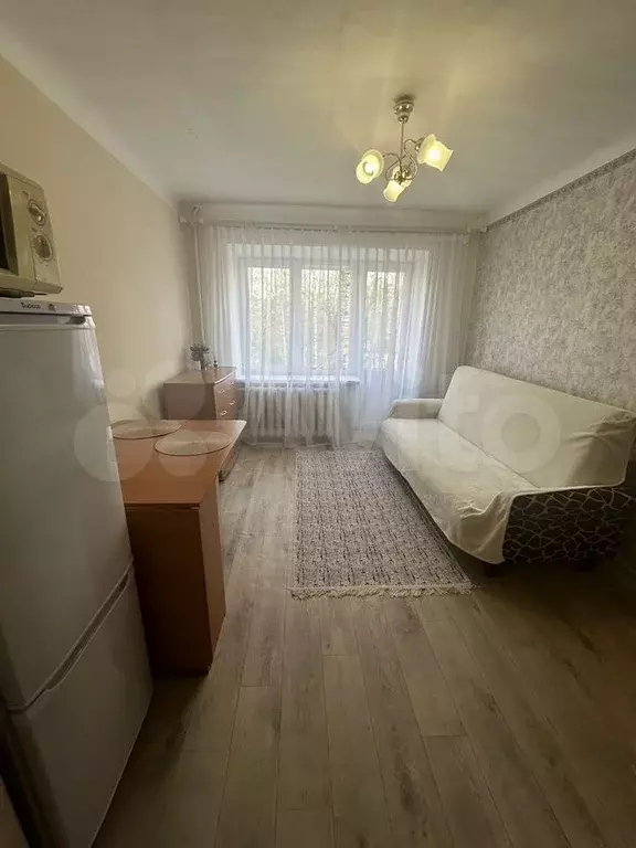 Комната 17 м в 5-к., 4/4 эт. - Фото 1