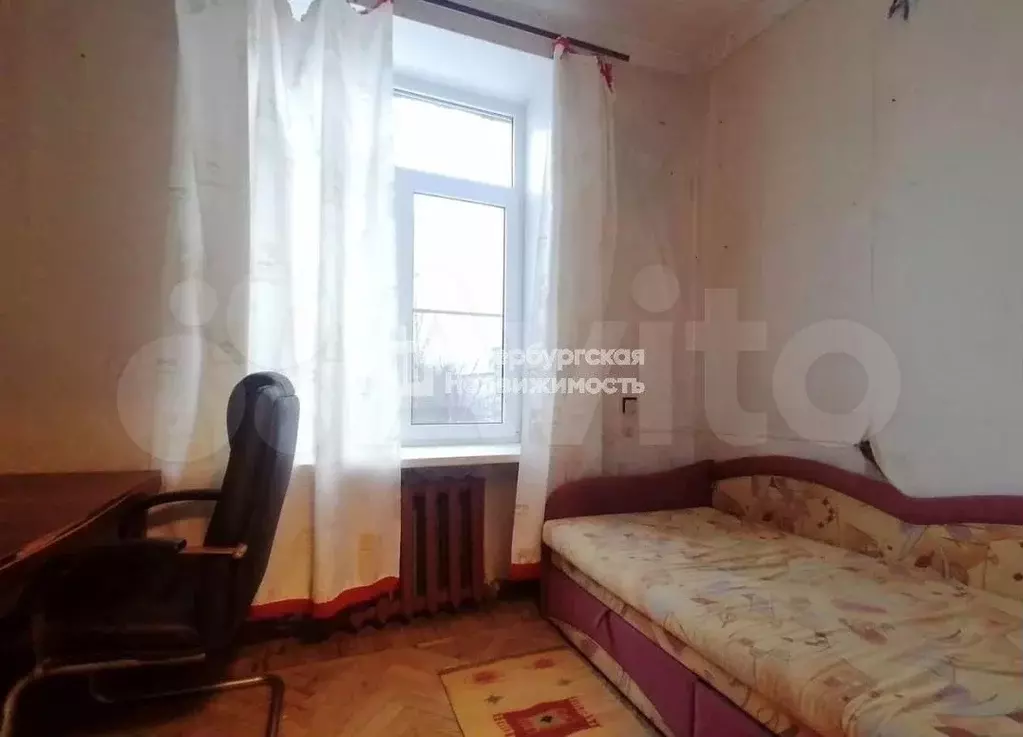 Комната 30,4 м в 4-к., 4/5 эт. - Фото 1