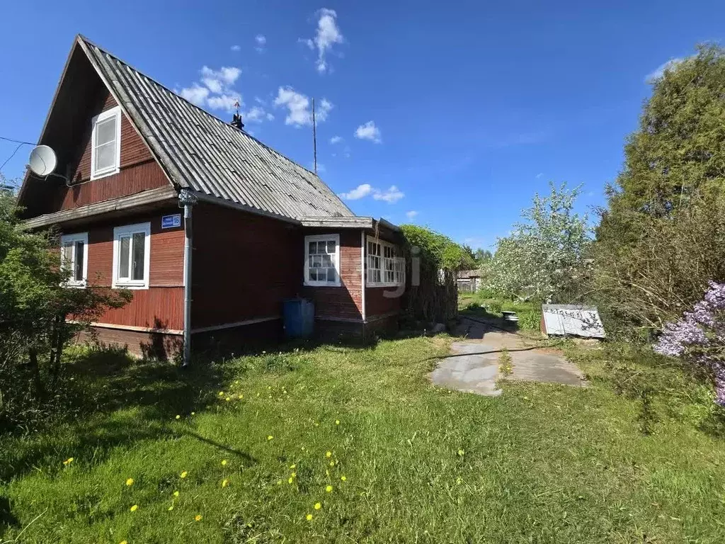 Дом в Ленинградская область, Киришский район, Будогощское городское ... - Фото 0