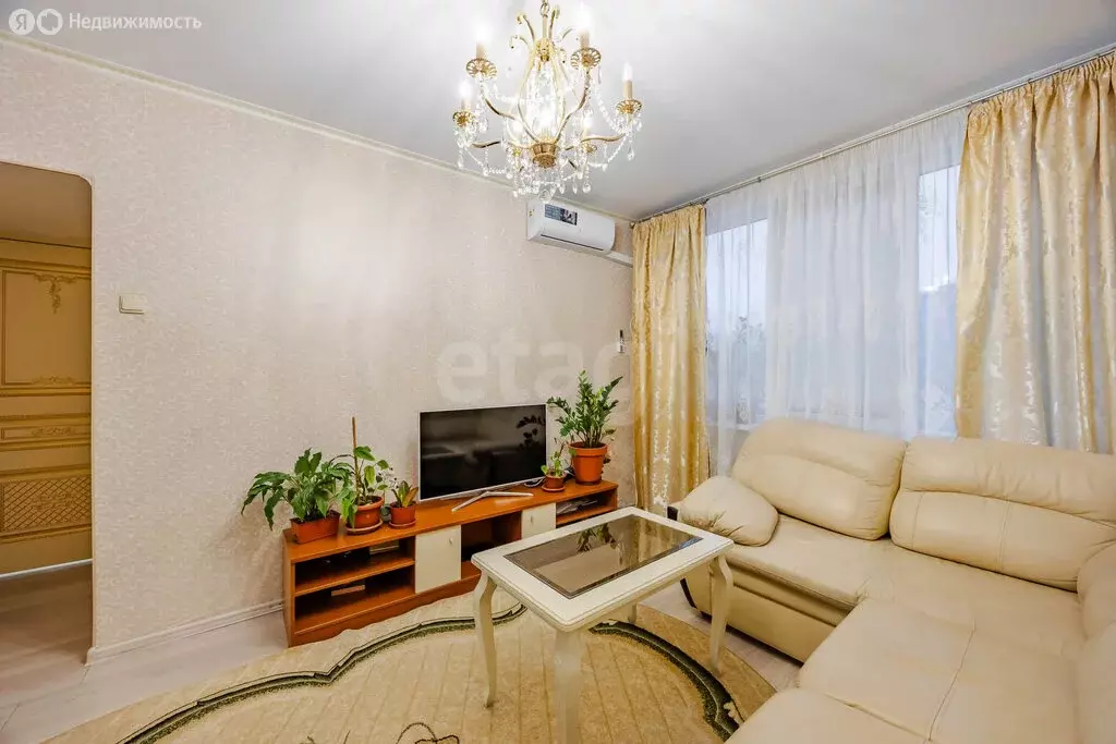 4-комнатная квартира: Санкт-Петербург, улица Подвойского, 28к1И (73.9 ... - Фото 1