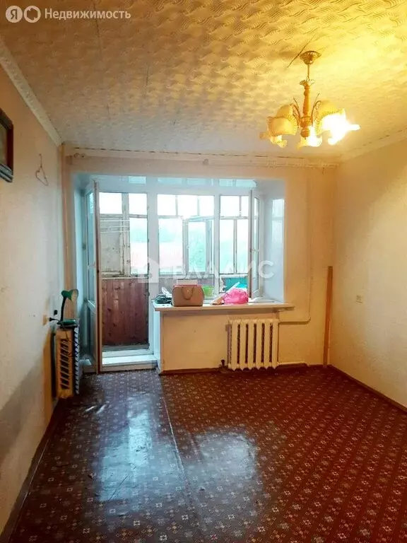 1-комнатная квартира: Тобольск, 6-й микрорайон, 3 (36 м) - Фото 0