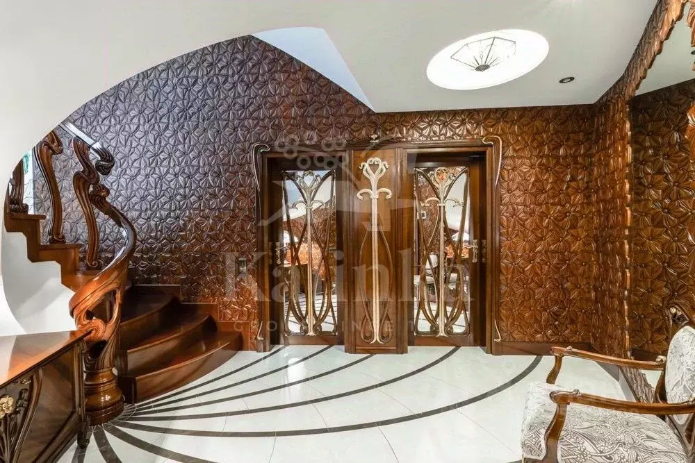 4-к кв. Москва Большой Овчинниковский пер., 22С1 (154.2 м) - Фото 1