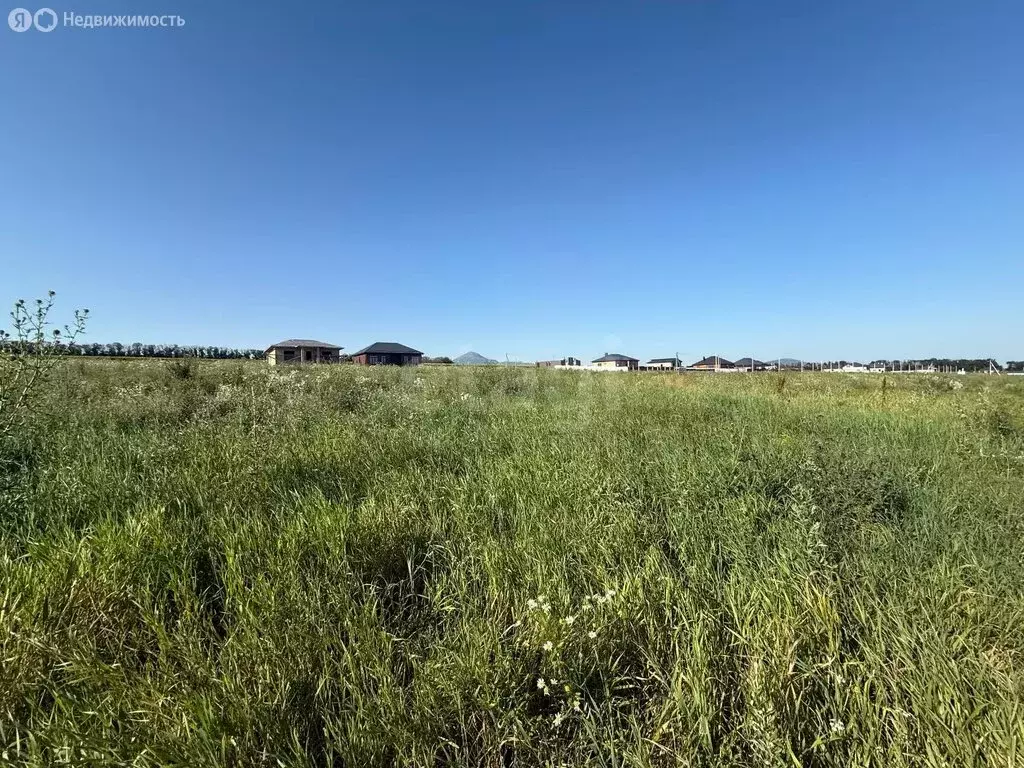 Участок в село Садовое, Кисловодская улица (8 м) - Фото 1