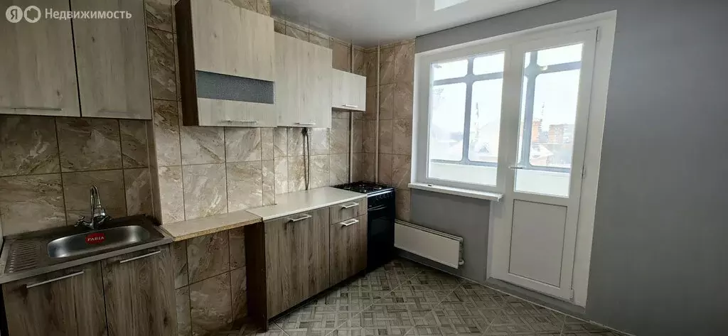 1-комнатная квартира: Лабинск, улица Калинина, 176 (35.9 м) - Фото 1