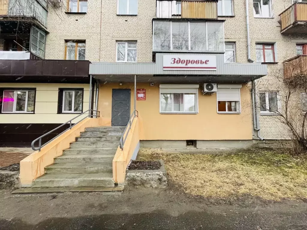 Помещение свободного назначения в Курганская область, Шадринск ул. ... - Фото 1