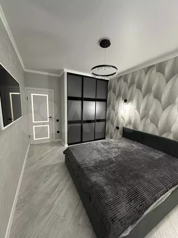 2-к. квартира, 60 м, 8/12 эт. - Фото 1