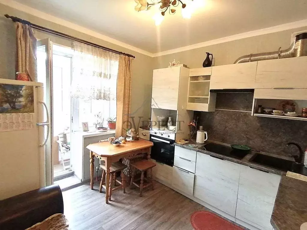 1-к кв. Белгородская область, Старый Оскол Заречье мкр, 13А (36.0 м) - Фото 1