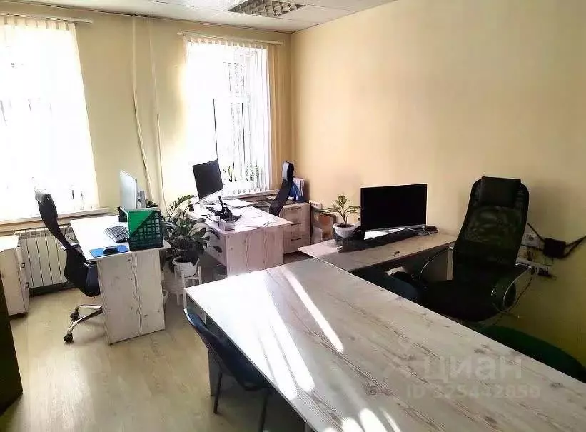 3-к кв. Иркутская область, Иркутск ул. Свердлова, 25 (74.0 м) - Фото 1