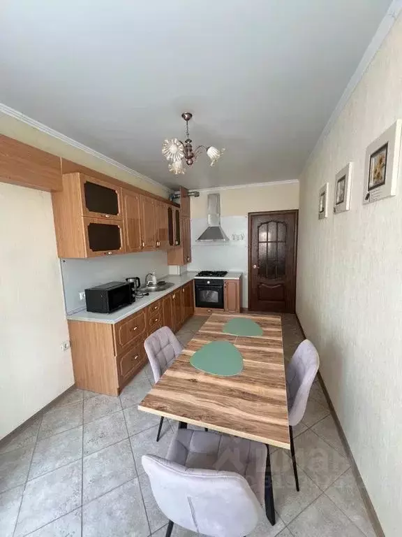 2-к кв. Ставропольский край, Пятигорск просп. Калинина, 2а (73.0 м) - Фото 0