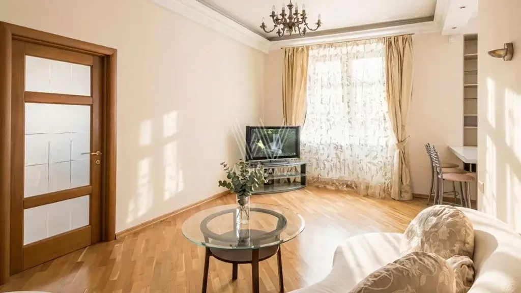 4-к кв. Москва Малая Бронная ул., 36 (100.0 м) - Фото 1