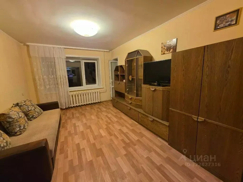 2-к кв. Свердловская область, Асбест ул. Ладыженского, 5 (49.0 м) - Фото 1