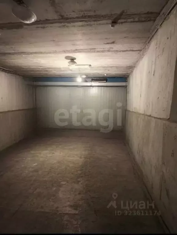 Гараж в Тюменская область, Тюмень ул. 50 лет Октября, 12 (19 м) - Фото 1