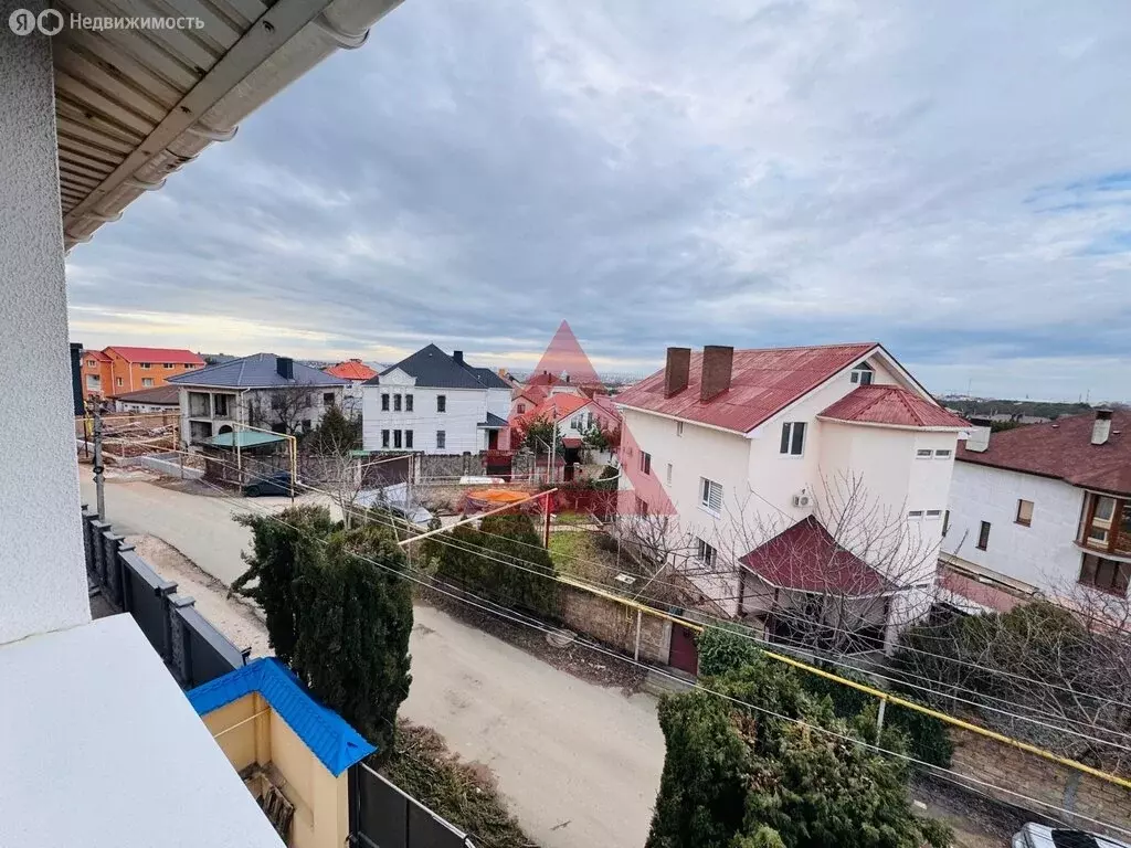 Дом в Севастополь, Генуэзская улица, 38 (400 м) - Фото 1