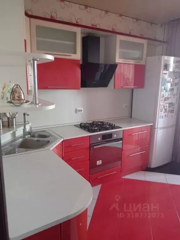 1-к кв. Белгородская область, Губкин ул. Петра Великого, 6 (40.4 м) - Фото 0