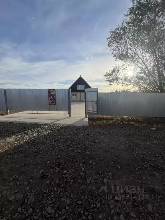 Дом в Оренбургская область, Оренбург Салют СНТ, ул. 2-я Линия (196 м) - Фото 1