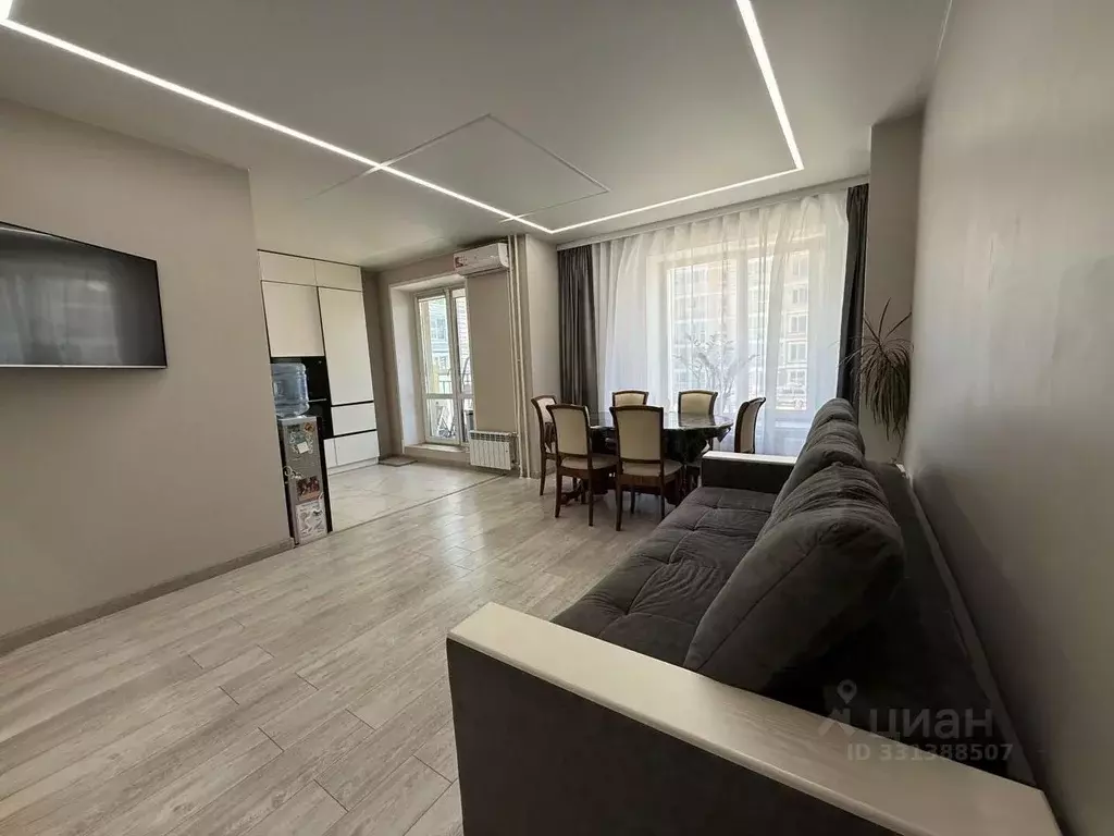 3-к кв. Хакасия, Абакан ул. Кирова, 206А (69.9 м) - Фото 1