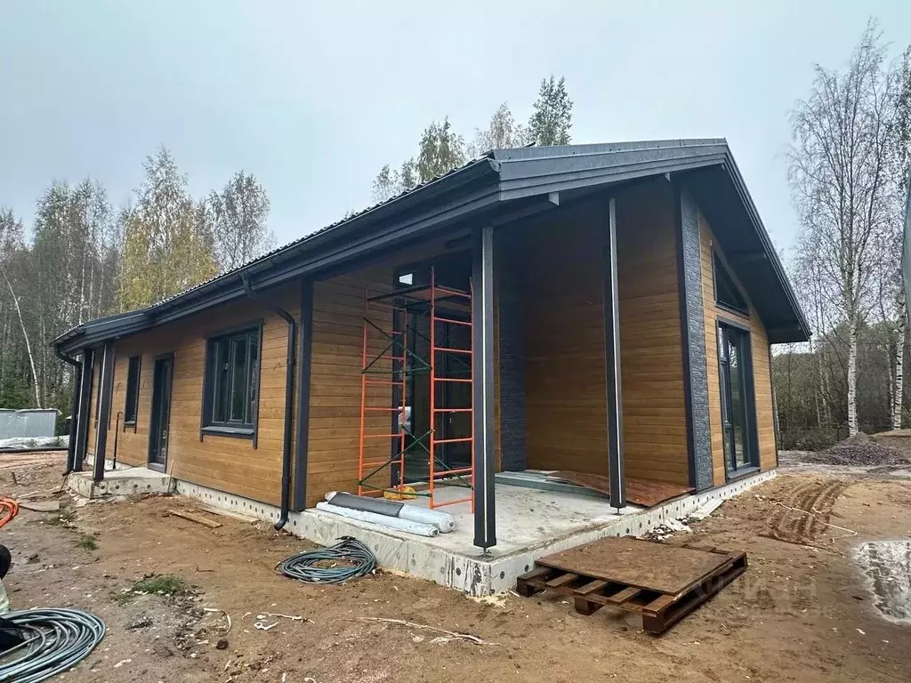 Дом в Ленинградская область, Всеволожский район, Бугровское городское ... - Фото 0