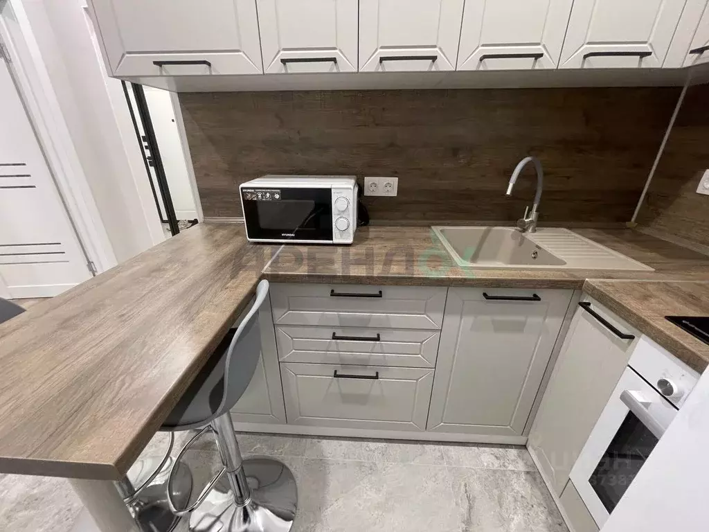 1-к кв. Татарстан, Казань ул. Назиба Жиганова, 2А (33.0 м) - Фото 2