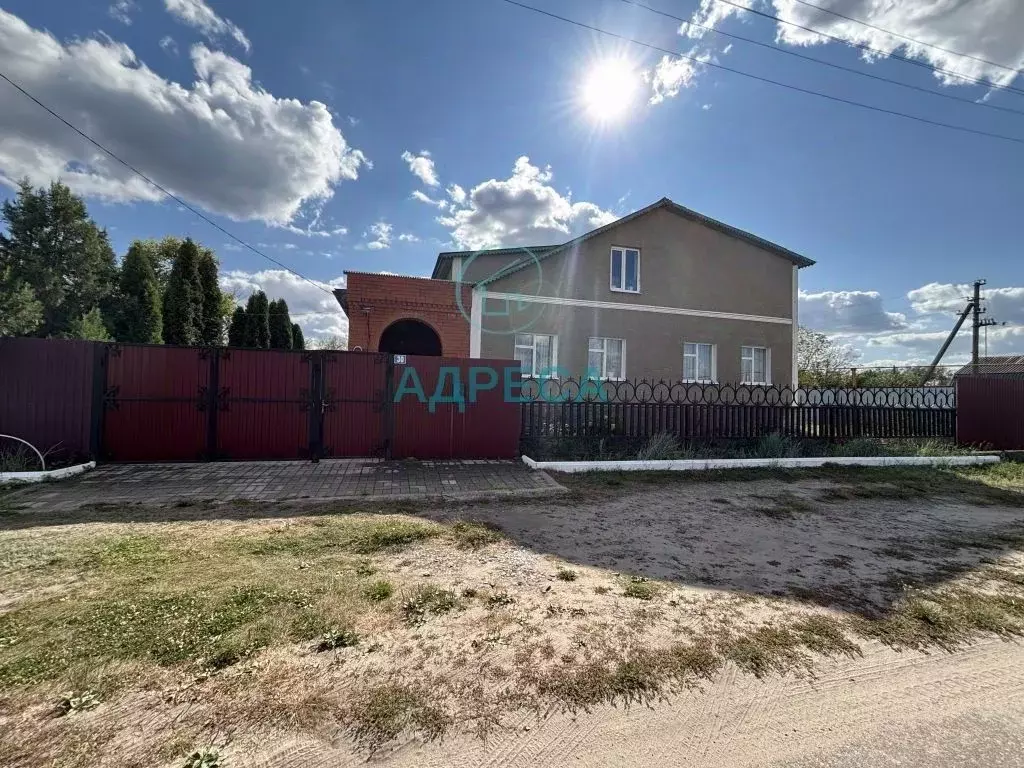 Дом в Белгородская область, Поселок Чернянка городское поселение, ... - Фото 2