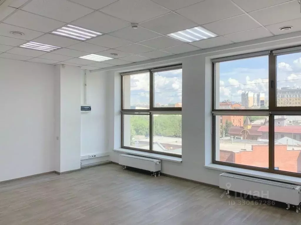Офис в Омская область, Омск ул. Гагарина, 14 (310 м) - Фото 1