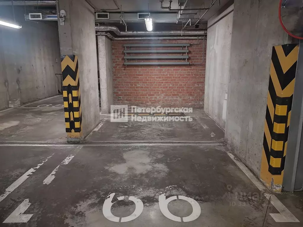 Гараж в Санкт-Петербург Петровский просп., 24к3 (14 м) - Фото 1