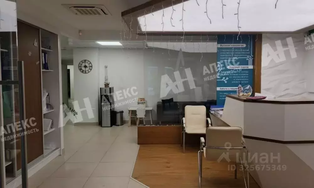 Помещение свободного назначения в Москва Староволынская ул., 12к1 (595 ... - Фото 1