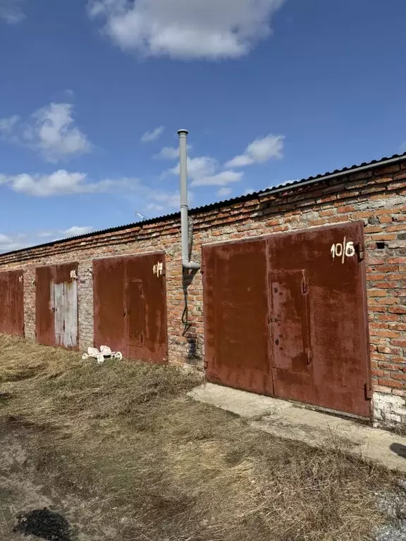 Гараж в Омская область, Омский район, с. Троицкое, Ясная Поляна мкр  ... - Фото 0