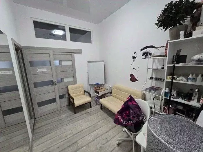 Офис в Севастополь ул. Кулакова, 8 (50 м) - Фото 2