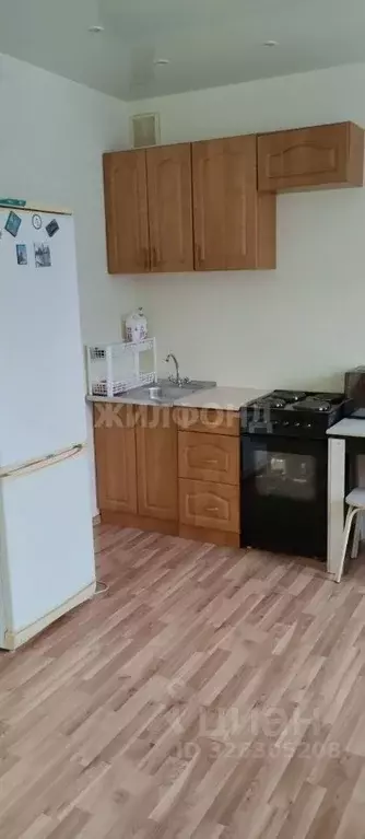 Студия Новосибирская область, Новосибирск Дивногорский мкр, ул. ... - Фото 1