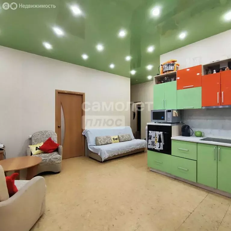 3-комнатная квартира: Иркутский муниципальный округ, рабочий посёлок ... - Фото 2