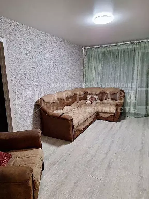 2-к кв. Кемеровская область, Юрга просп. Победы, 27 (44.9 м) - Фото 1
