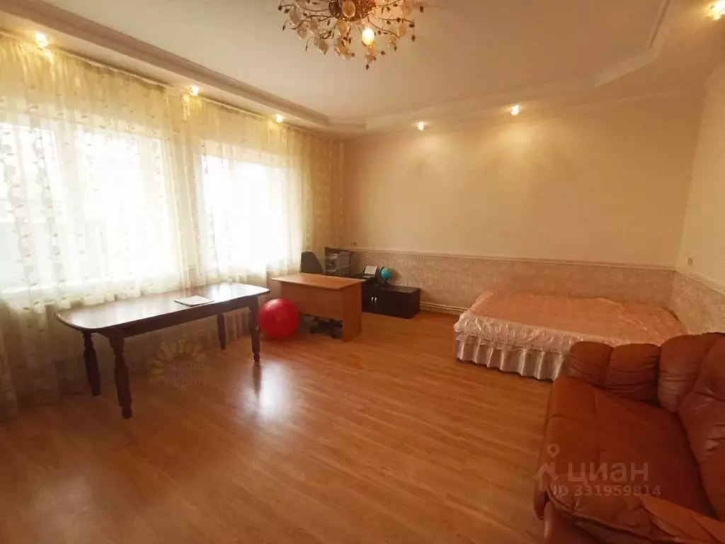 Дом в Краснодарский край, Ейск Новая ул. (360 м) - Фото 2