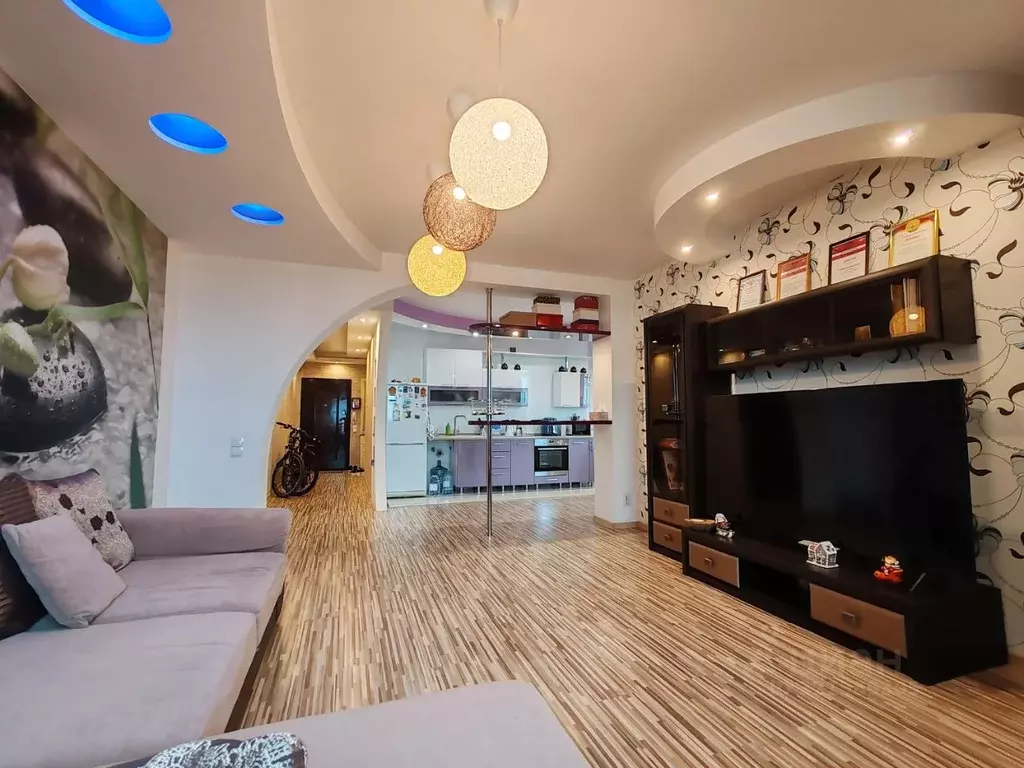 3-к кв. Псковская область, Псков Юбилейная ул., 40 (98.0 м) - Фото 2