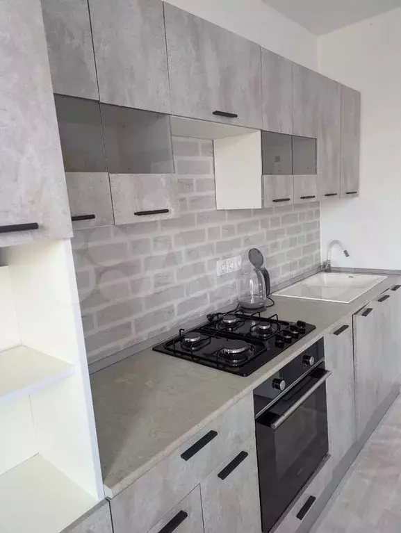 1-к. квартира, 42 м, 8/9 эт. - Фото 1