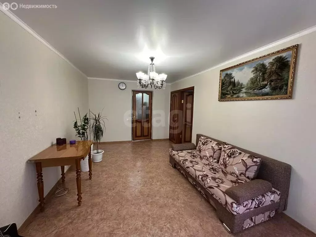 3-комнатная квартира: Стерлитамак, улица Худайбердина, 137 (62.3 м) - Фото 1