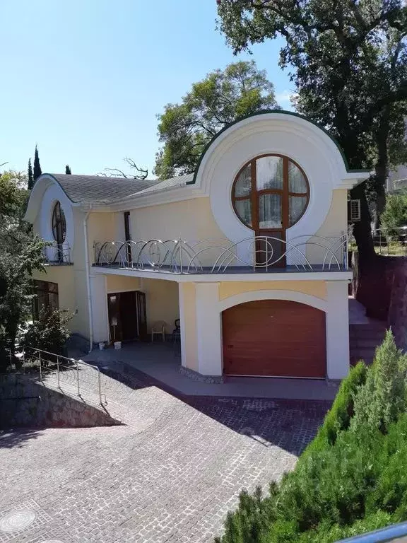 Дом в Крым, Ялта городской округ, Ливадия пгт ул. Батурина, 32В (200 ... - Фото 1