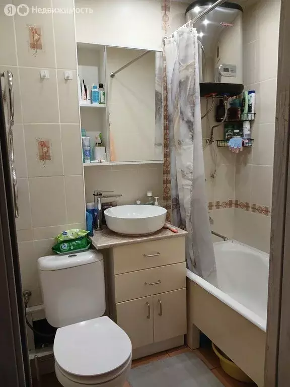 3-комнатная квартира: Барнаул, Молодёжная улица, 48 (56 м) - Фото 1