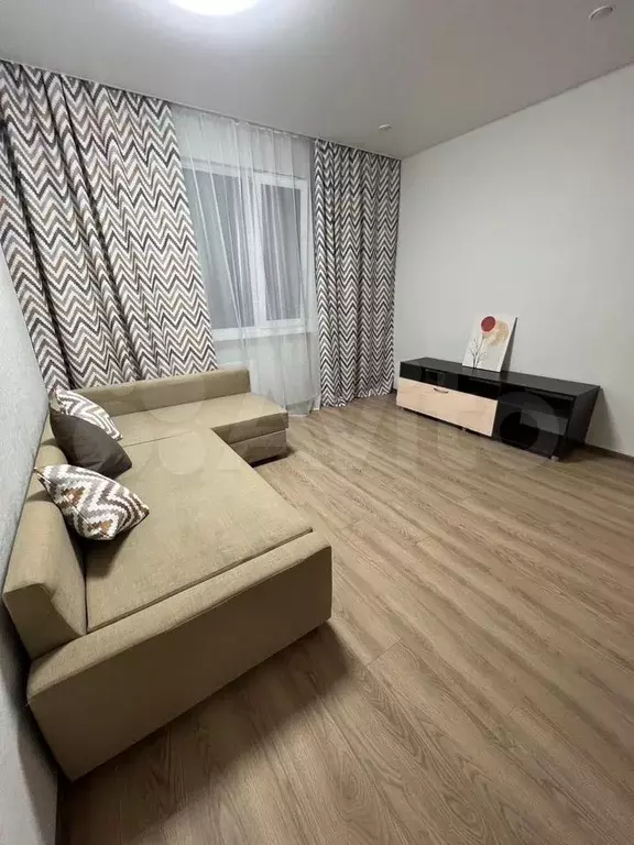 2-к. квартира, 58 м, 8/9 эт. - Фото 1