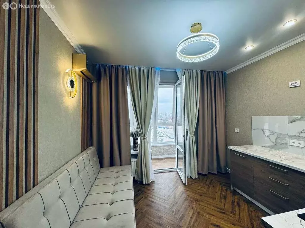 1-комнатная квартира: Краснодар, 2-я Российская улица, 162 (41 м) - Фото 1